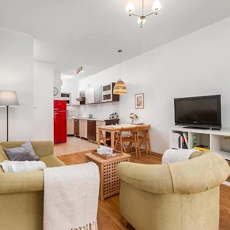 Krypska 18 By Homeprime Apartment